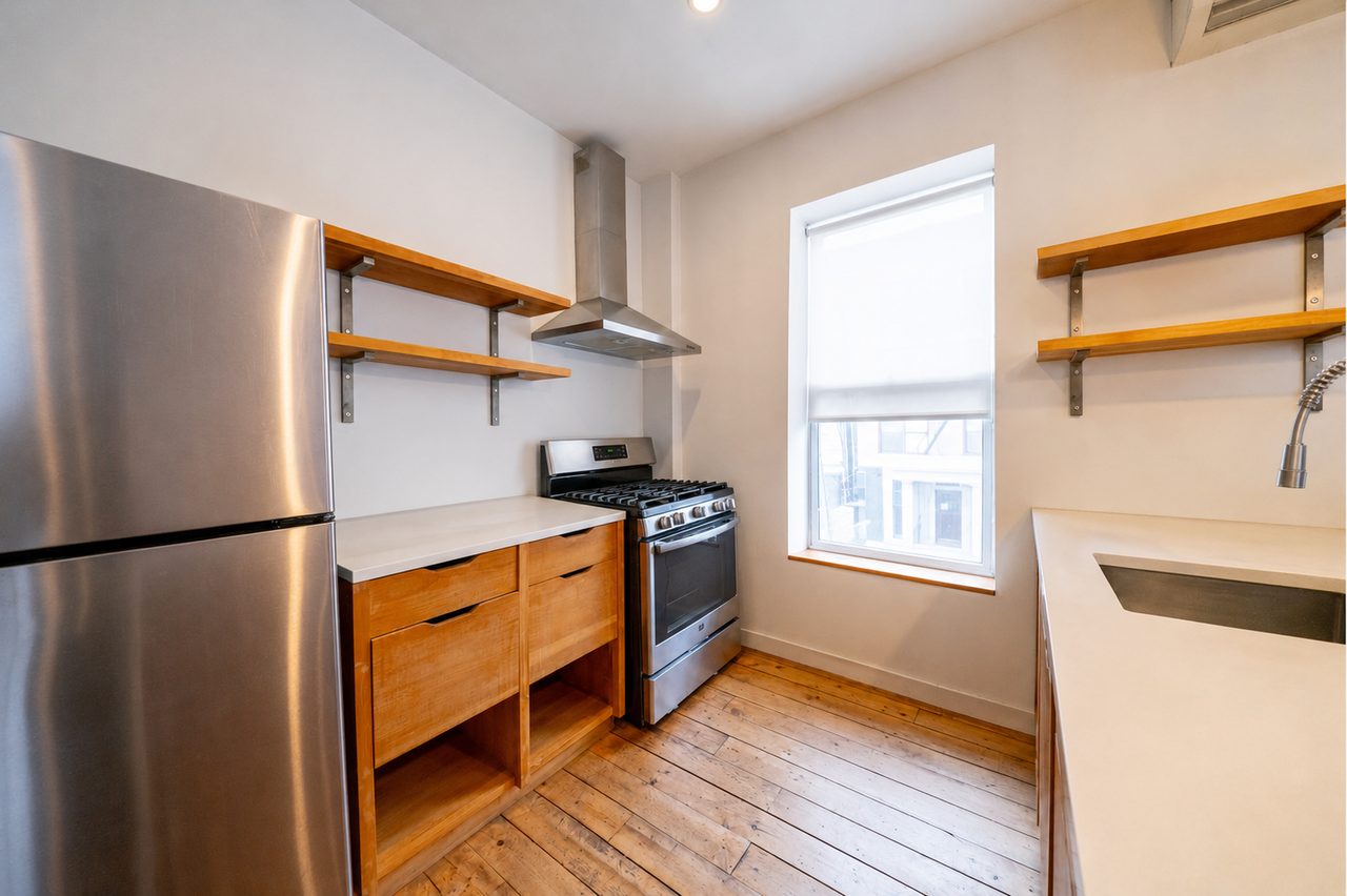 #1840: Prospect Lefferts Gardens - Queen Bedroom D - 15
