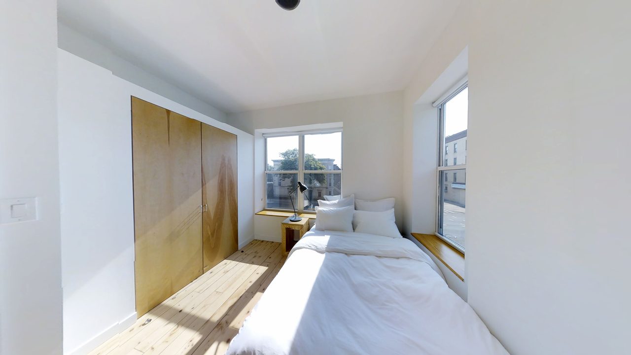 #1840: Prospect Lefferts Gardens - Queen Bedroom D - 2