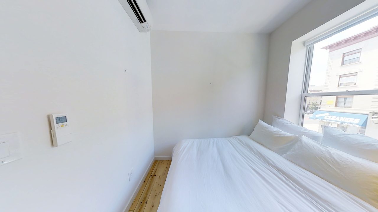 #1840: Prospect Lefferts Gardens - Queen Bedroom A - 2