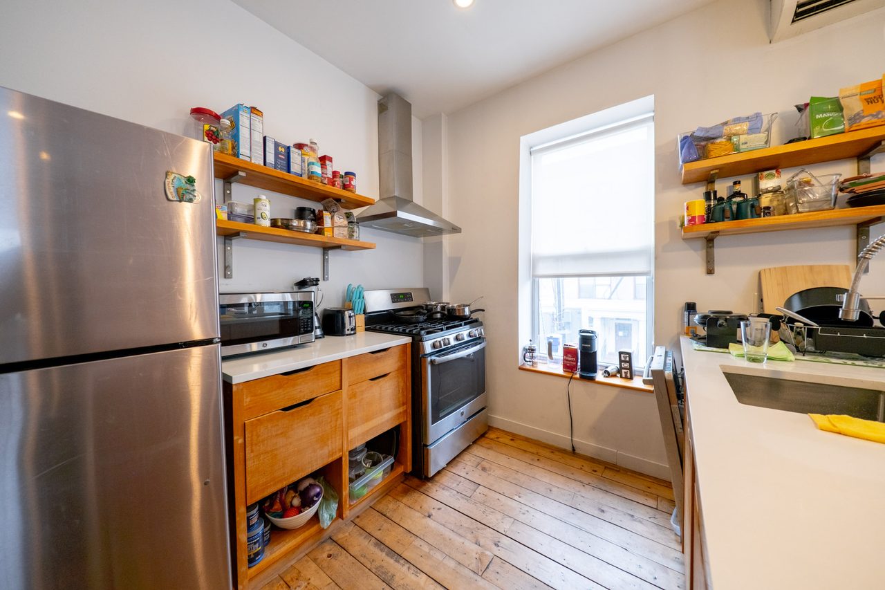 #1840: Prospect Lefferts Gardens - Queen Bedroom C - #1840: Prospect Lefferts Gardens - Gallery - 11