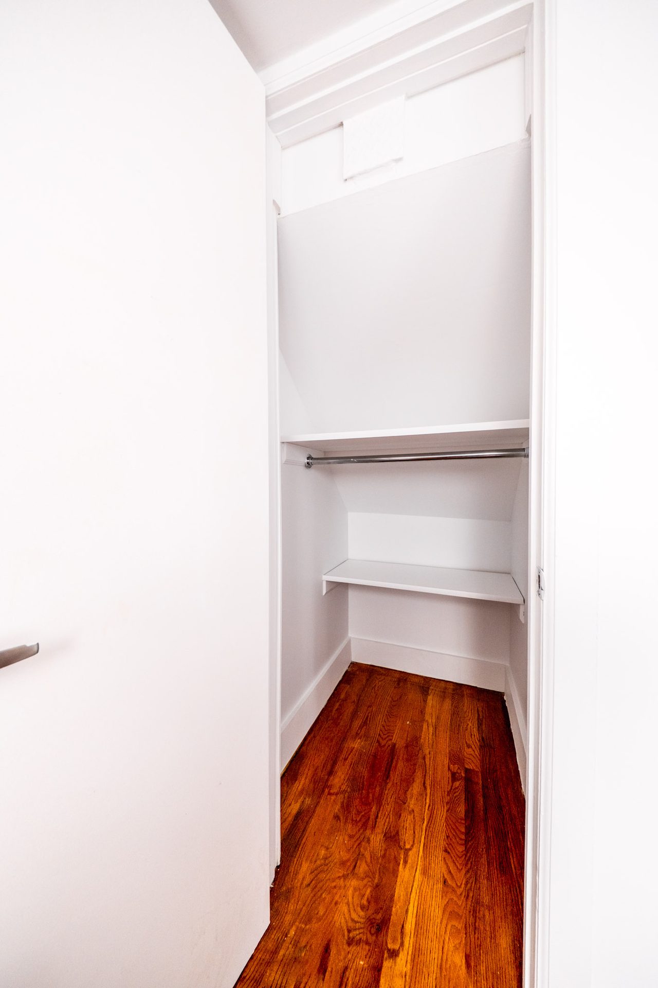 #1848: Bushwick - Queen Bedroom B - 1