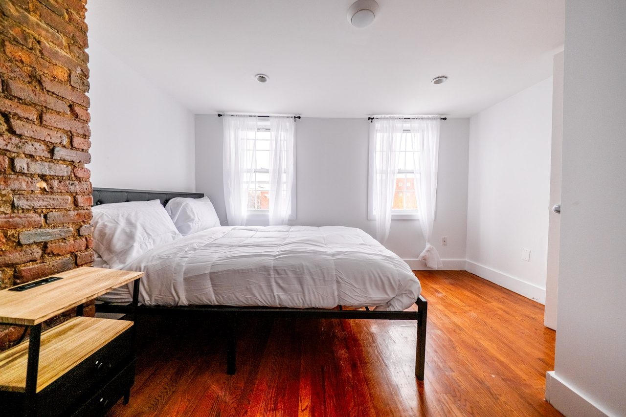 #1848: Bushwick - Queen Bedroom B - 9