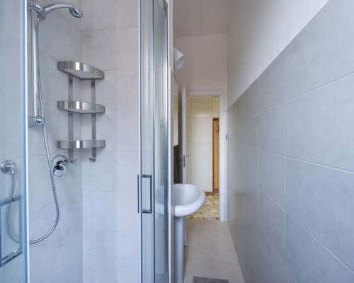 Stanza in Piazza VII Novembre 1944