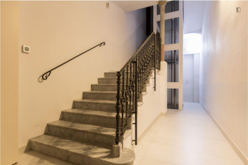 Spacious 3-bedroom flat in Ciutat Vella - Gallery - 13