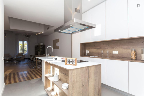 Spacious 3-bedroom flat in Ciutat Vella - Gallery - 32