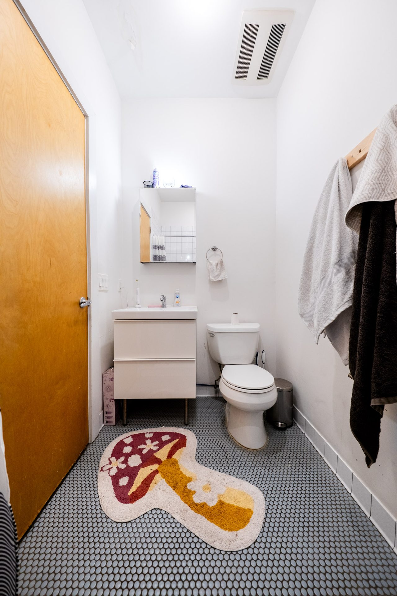 #1843: Prospect Lefferts Gardens - Full Bedroom A - #1843: Prospect Lefferts Gardens - Gallery - 7