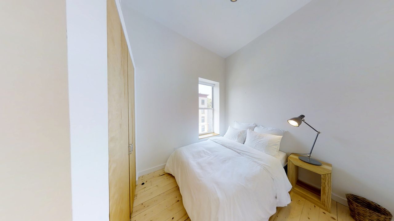  #1842: Prospect Lefferts Gardens - Queen Bedroom C  -  #1842: Prospect Lefferts Gardens  - Gallery -  15