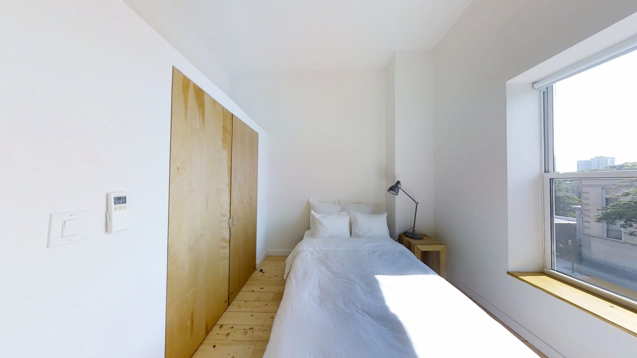 #1842: Prospect Lefferts Gardens - Queen Bedroom E - 4