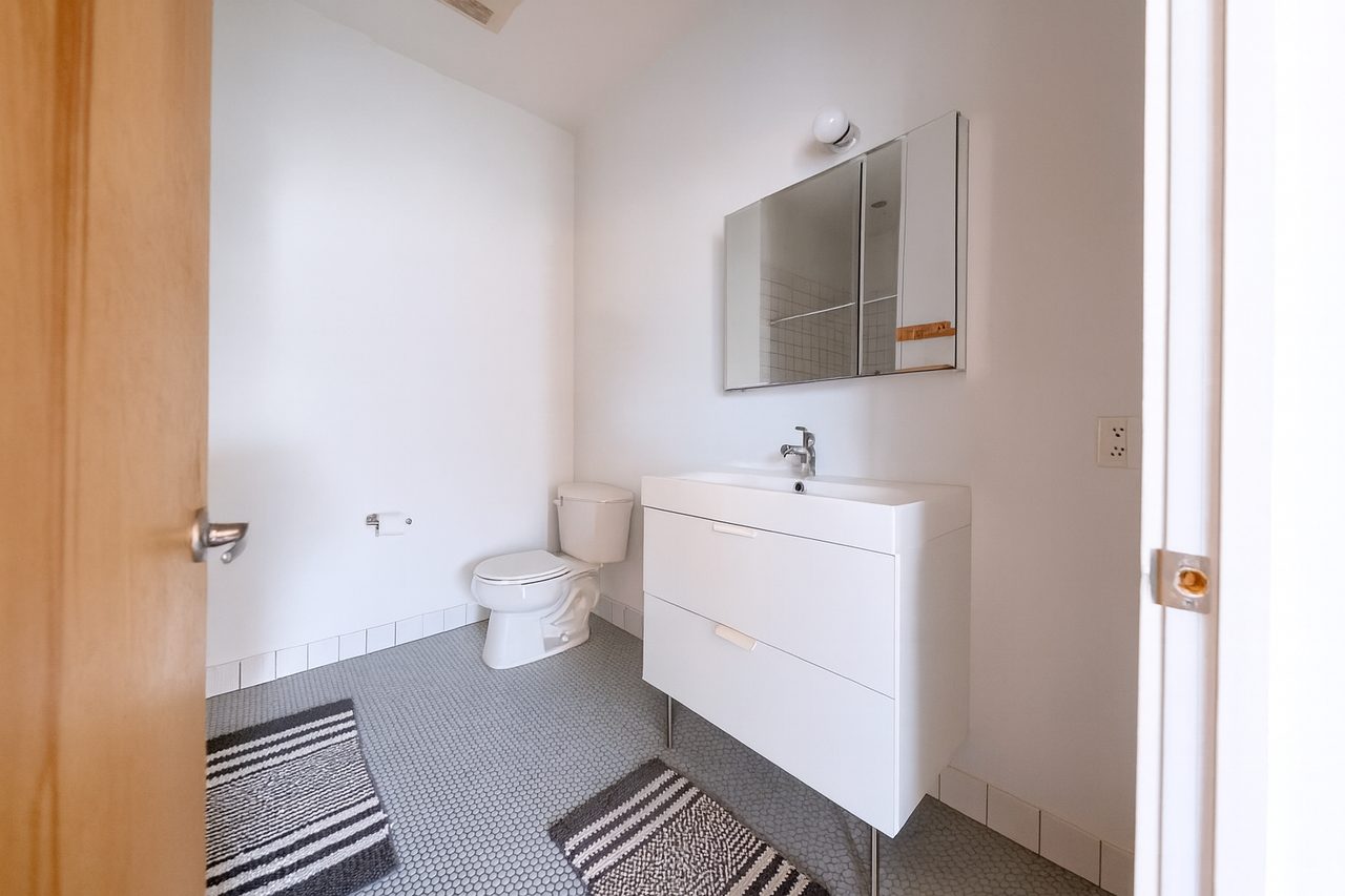 #1842: Prospect Lefferts Gardens - Queen Bedroom B - 5