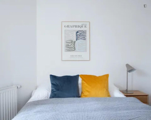 Interesting double bedroom in Schlump