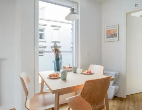 Interesting double bedroom in Schlump  - Gallery -  5