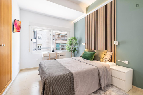 Exquisite double bedroom in Benalua