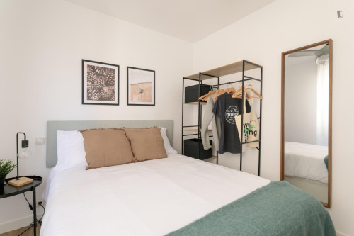 Bedroom for rent in Bono Guarner 21, Alicante