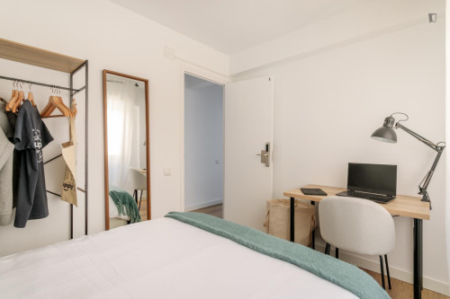 Bedroom for rent in Bono Guarner 21, Alicante
