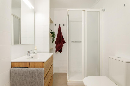 Bedroom for rent in Teniente Duran 17, Alicante - Gallery - 11