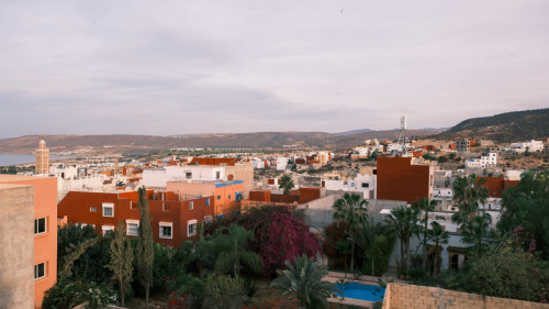 Creative Oasis: Relax, Connect & Inspire at Our Moroccan Retreat