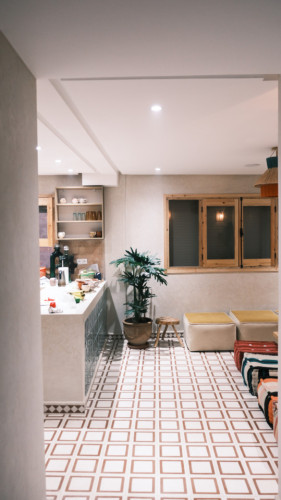 Creative Oasis: Relax, Connect & Inspire at Our Moroccan Retreat