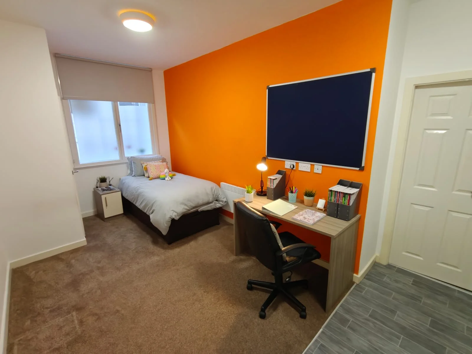 Premium Studio - Double Bed - 4