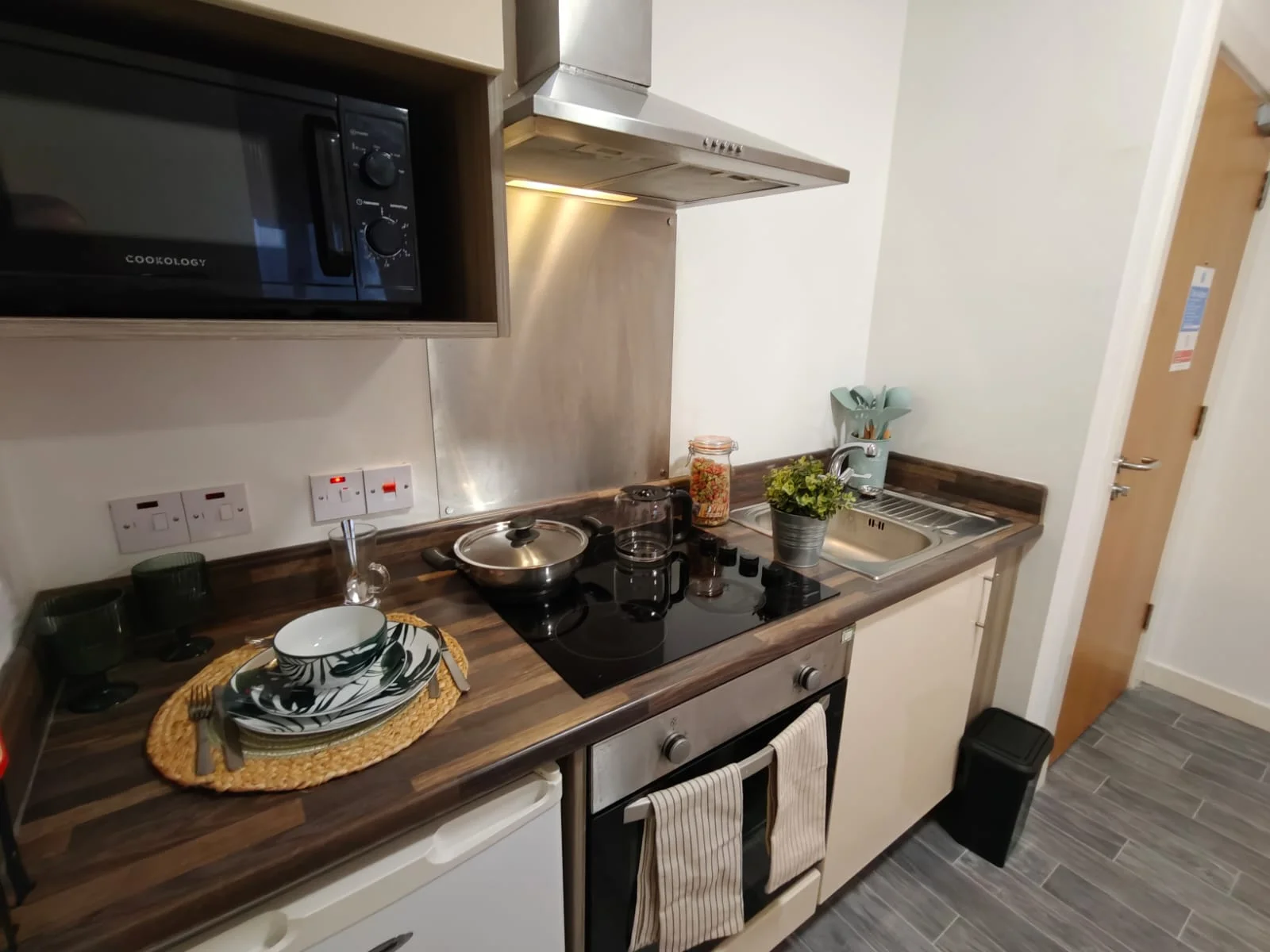  PLUS Premium Studio  -  Minerva House  - Gallery -  9