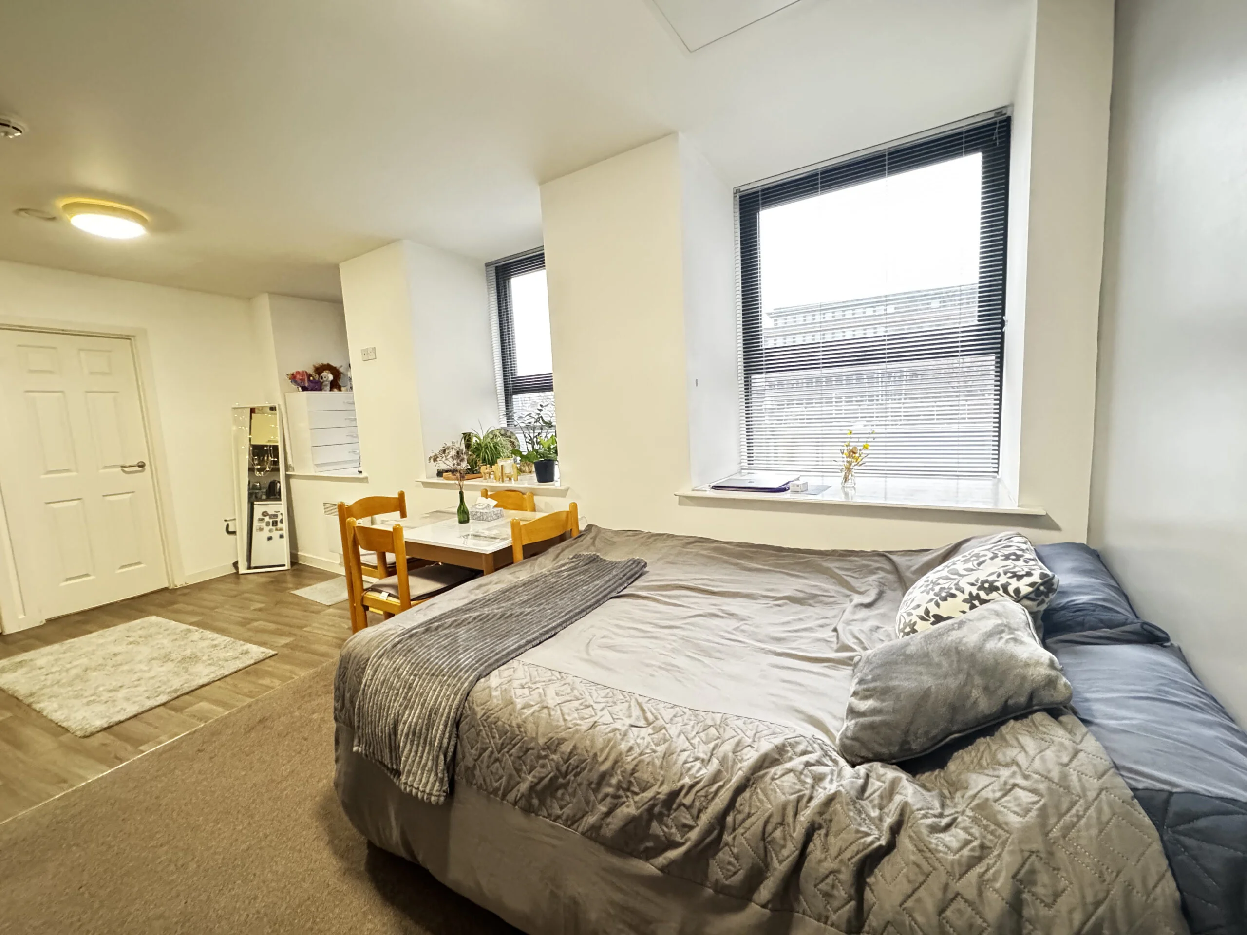 PLUS Premium Studio - Minerva House - Gallery - 1