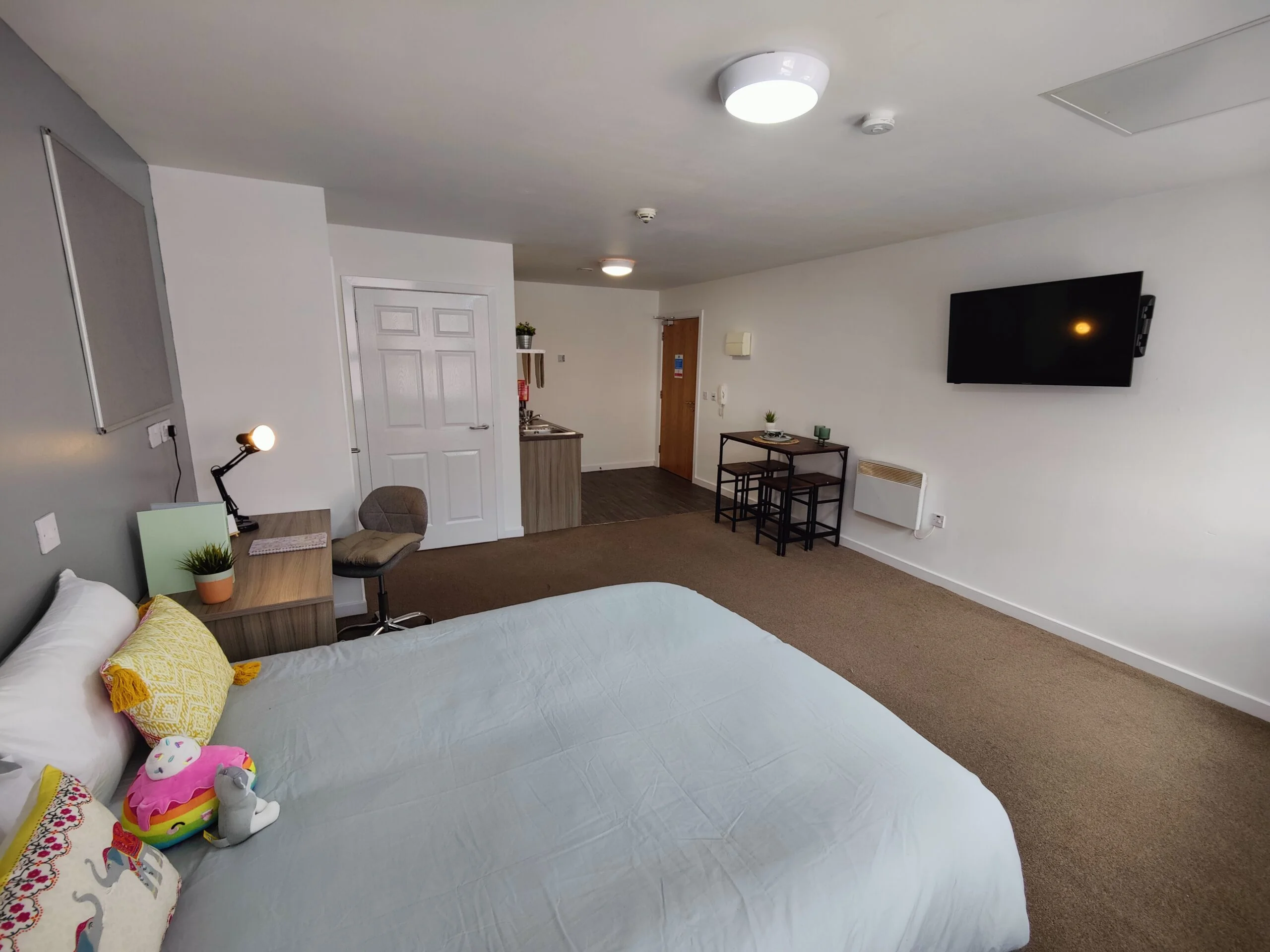  PLUS Deluxe Studio  -  Minerva House  - Gallery -  6