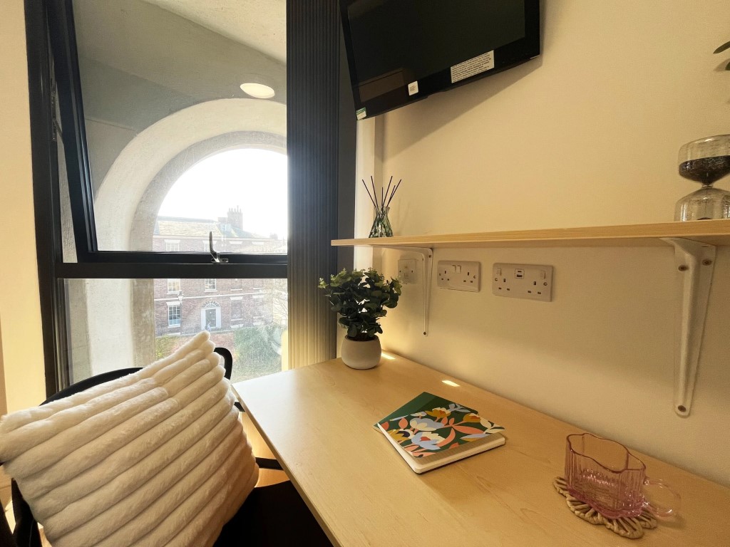  En-Suite  -  St Andrews Church  - Gallery -  7