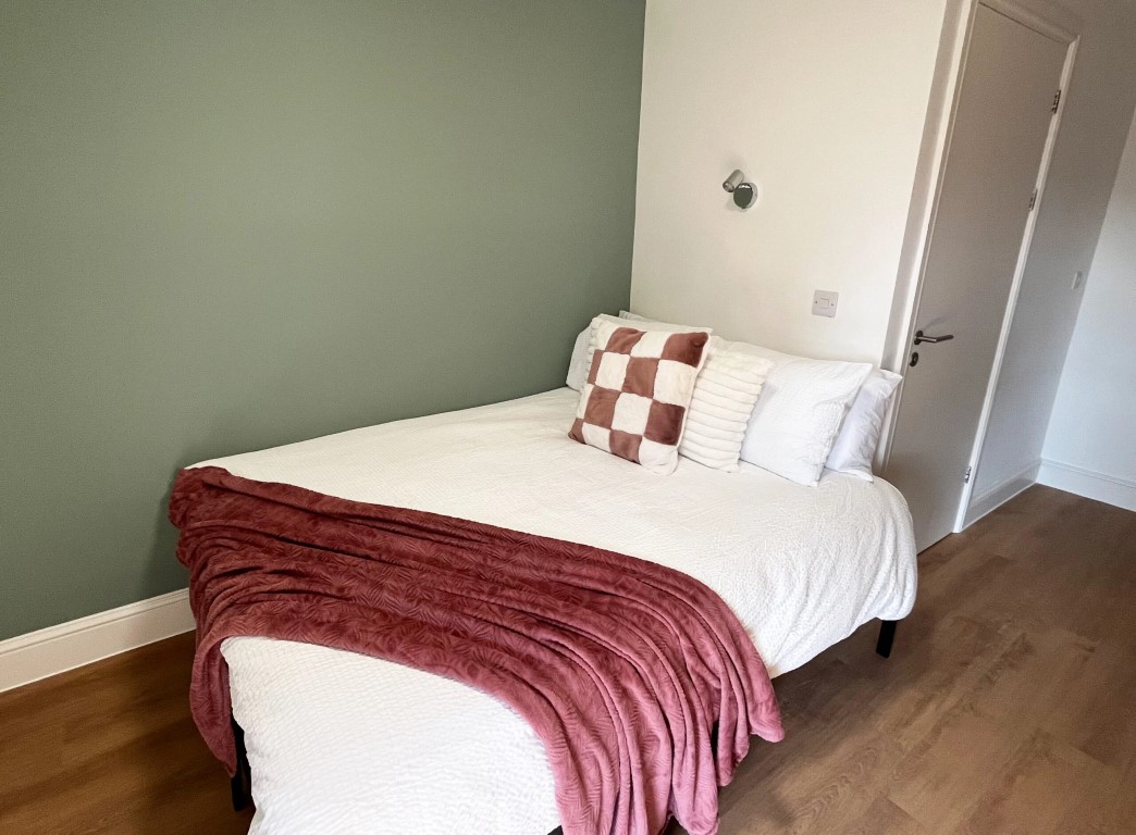 En-Suite Double - St Andrews Church - Gallery - 13