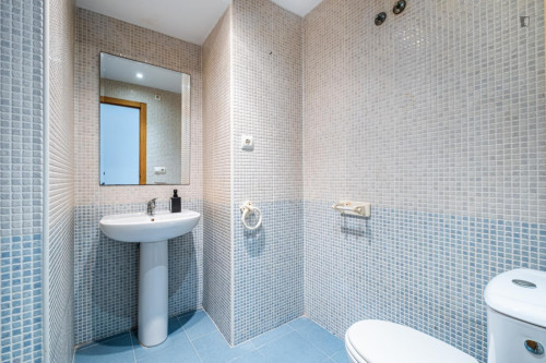 Appealimng double bedroom in Benalua - Gallery - 7
