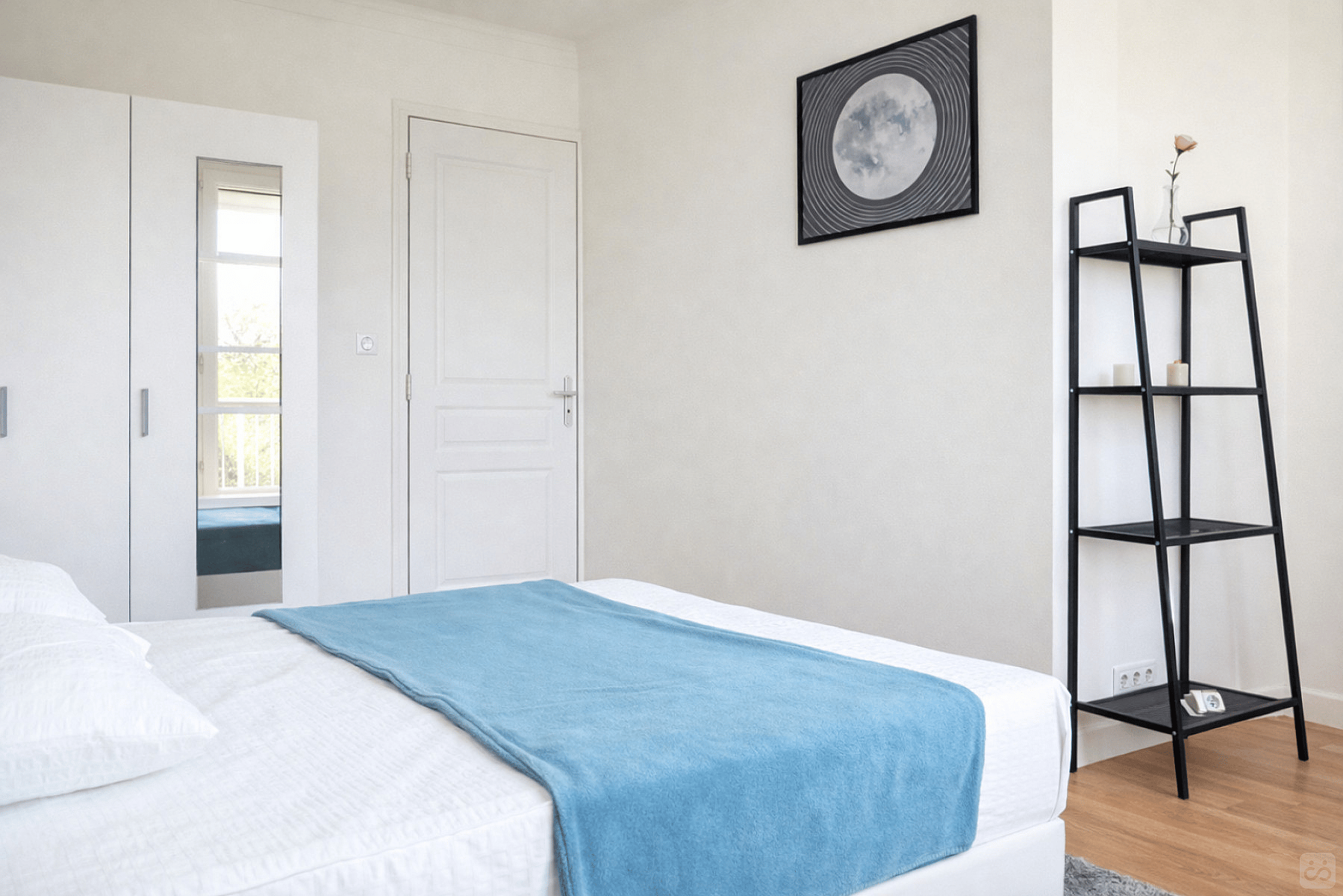 Spacious Room With Balcony - 15m² - NT2 - 3