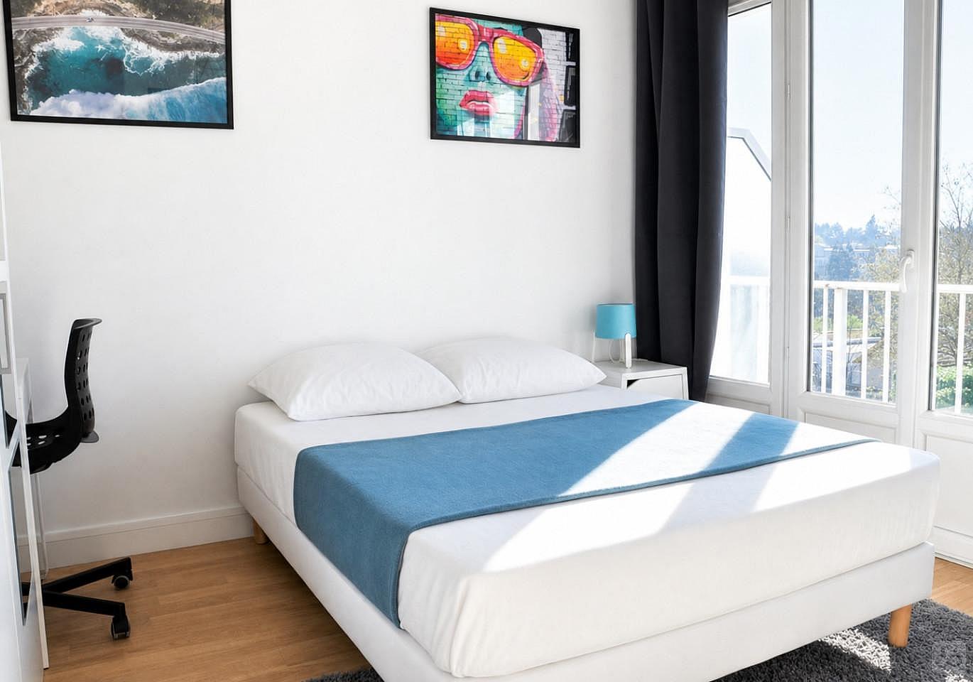 Large Bedroom With Balcony - 15m² - NT1 - 4