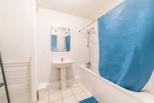 Bright apartment located in the district of Neudorf West