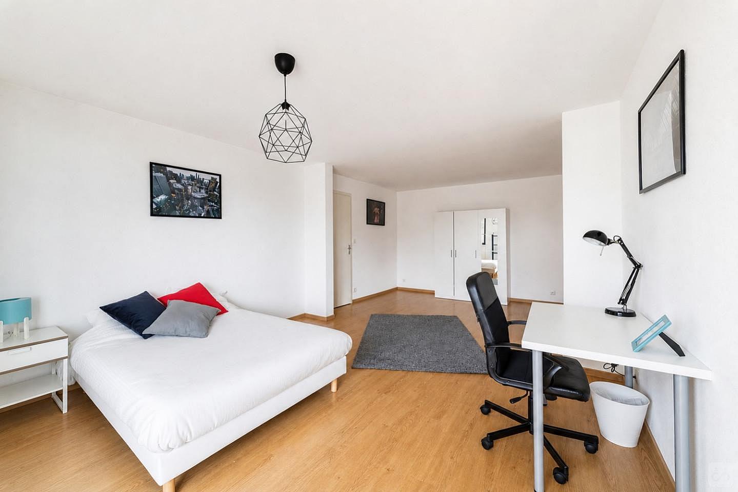 Spacious Bright Room - 20m² - ST57 - 1