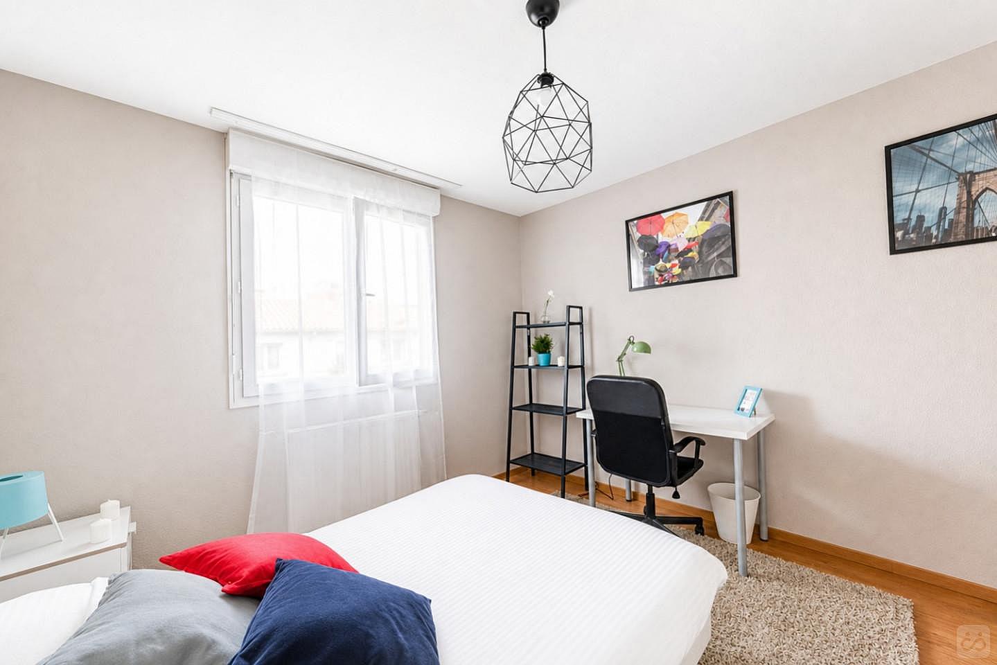 Spacious Cosy Room - 17m² - ST58 - 3