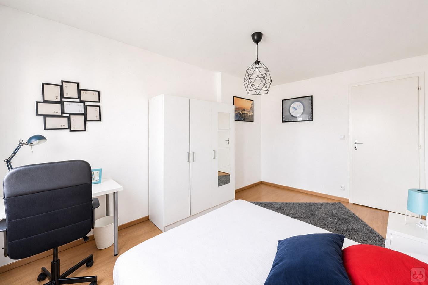 Spacious And Cosy Room - 17m² - ST59 - 3