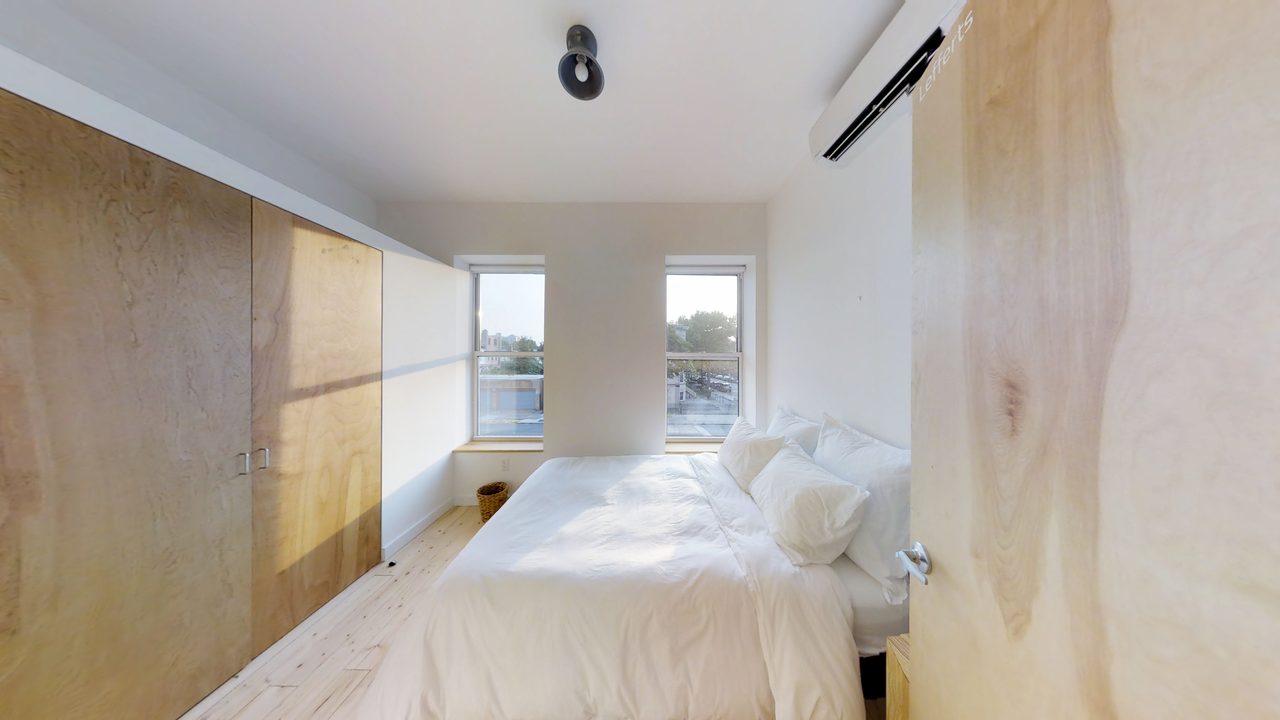  #1841: Prospect Lefferts Gardens - Queen Bedroom B  -  #1841: Prospect Lefferts Gardens  - Gallery -  2