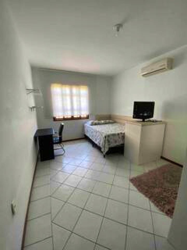  Quarto Essencial  -  Dynamic Coliving Community in Córrego Grande: Live, Work, Connect!  - Gallery -  1