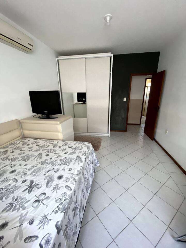  Quarto Essencial  -  Dynamic Coliving Community in Córrego Grande: Live, Work, Connect!  - Gallery -  3