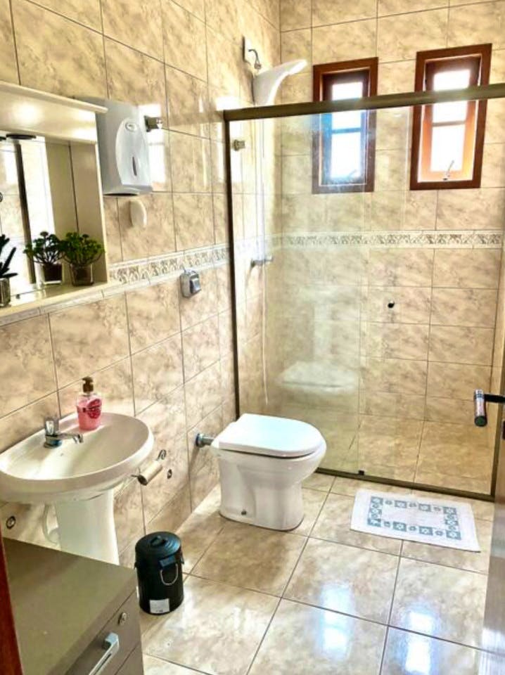  Quarto Essencial  -  Dynamic Coliving Community in Córrego Grande: Live, Work, Connect!  - Gallery -  2