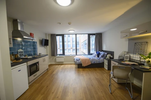  3-Bed Flat - 2 Double/1 Single  -  Sovereign Newbank  - Gallery -  1