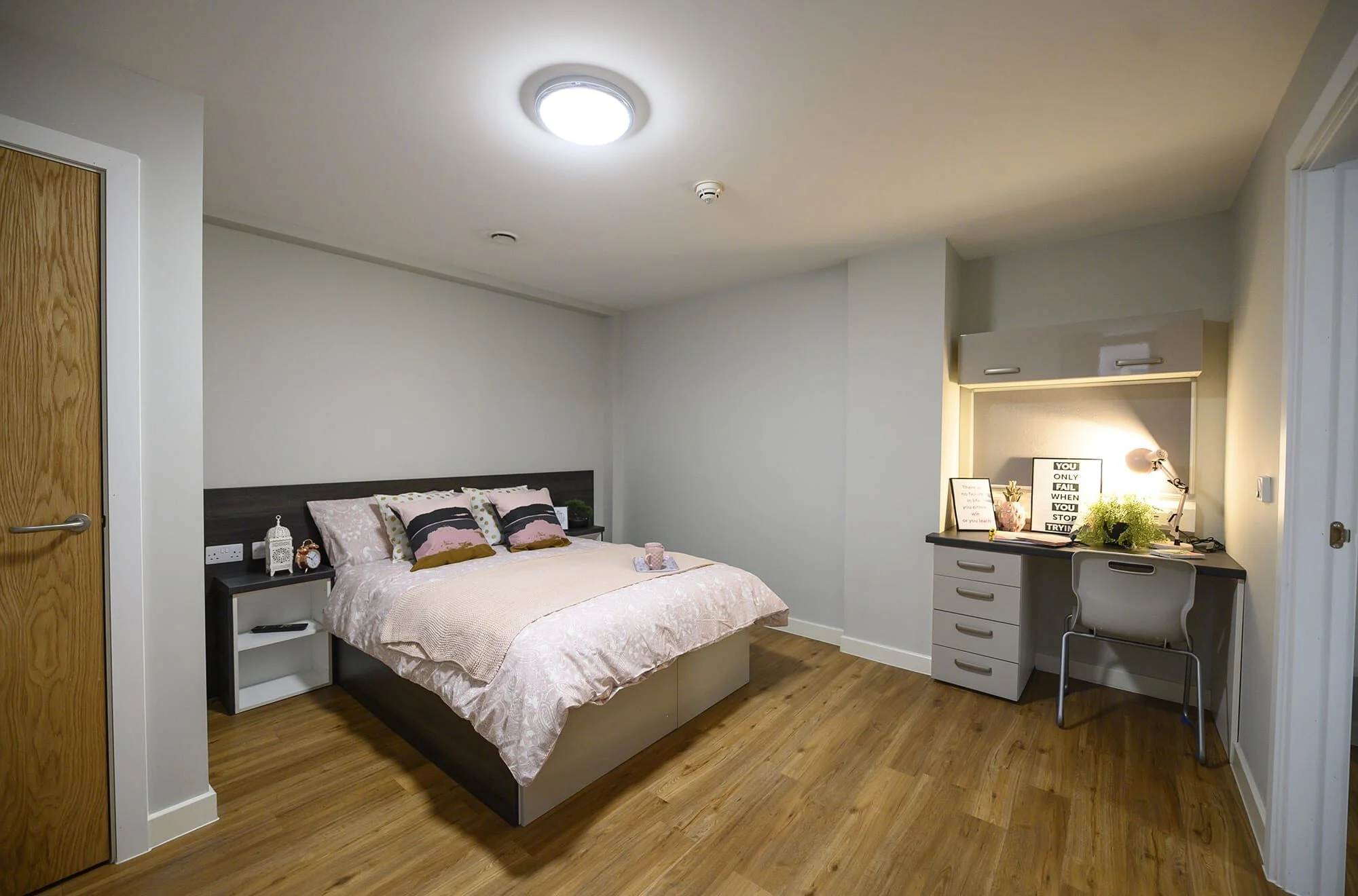  One-Bed Flat  -  Sovereign Newbank  - Gallery -  1