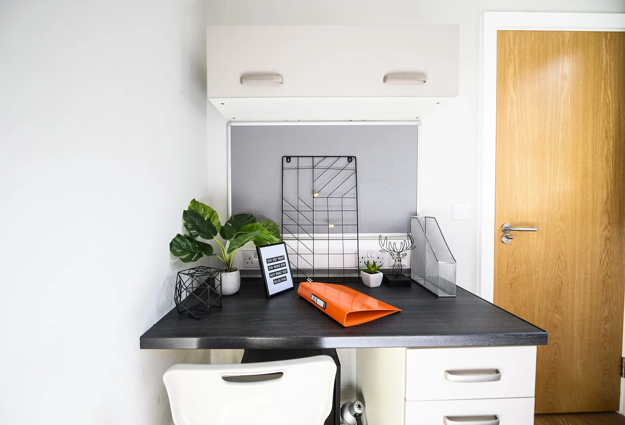  3-Bed Flat - 2 Double/1 Single  -  Sovereign Newbank  - Gallery -  9