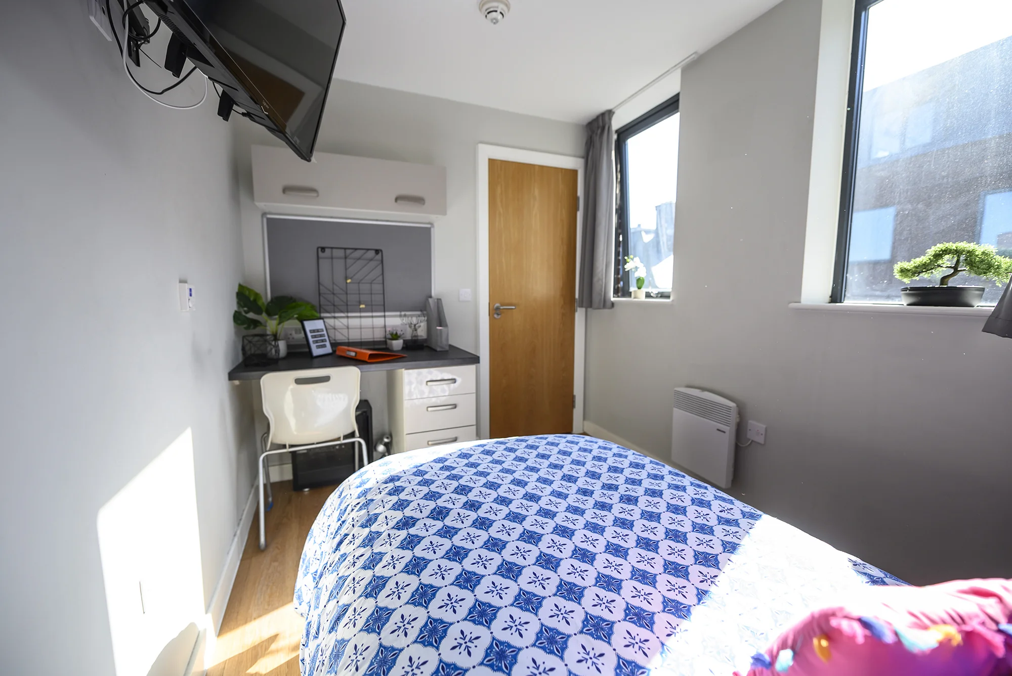  3-Bed Flat - 2 Double/1 Single  -  Sovereign Newbank  - Gallery -  7