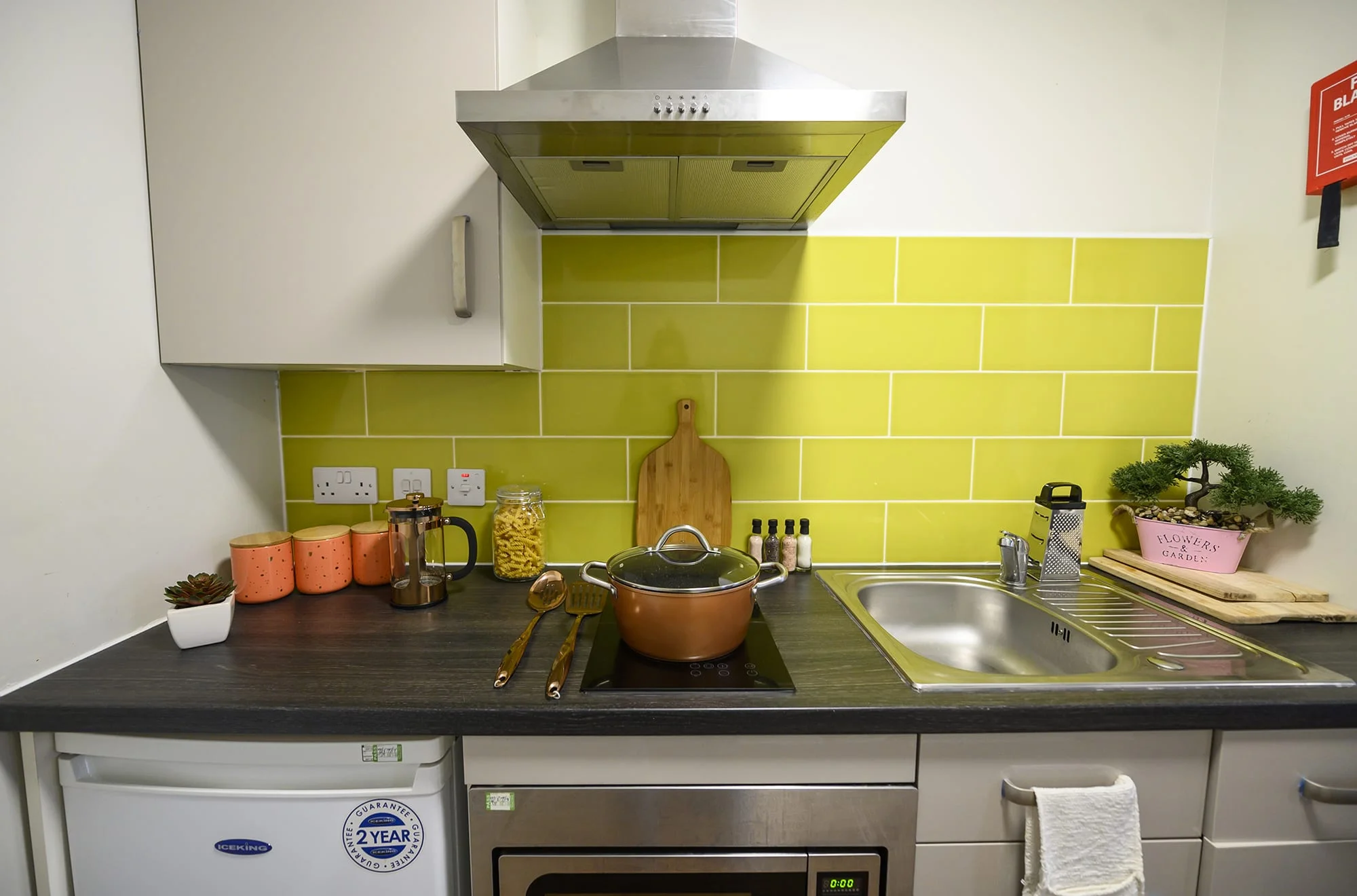  Deluxe Studio  -  Burgess House  - Gallery -  4