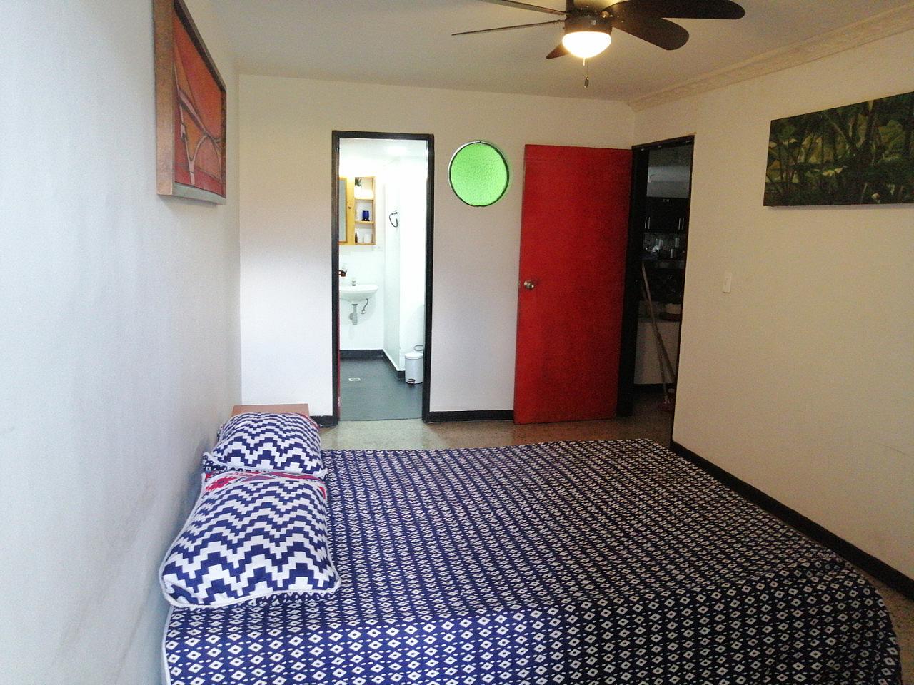 Private Master Bedroom Private Bahroom Walking Closet 201-4 - 1