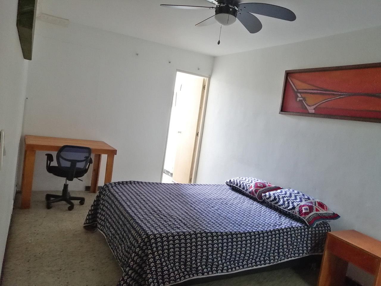 Private Master Bedroom Private Bahroom Walking Closet 201-4  -  Cozy rooms in Laureles  - Gallery -  18