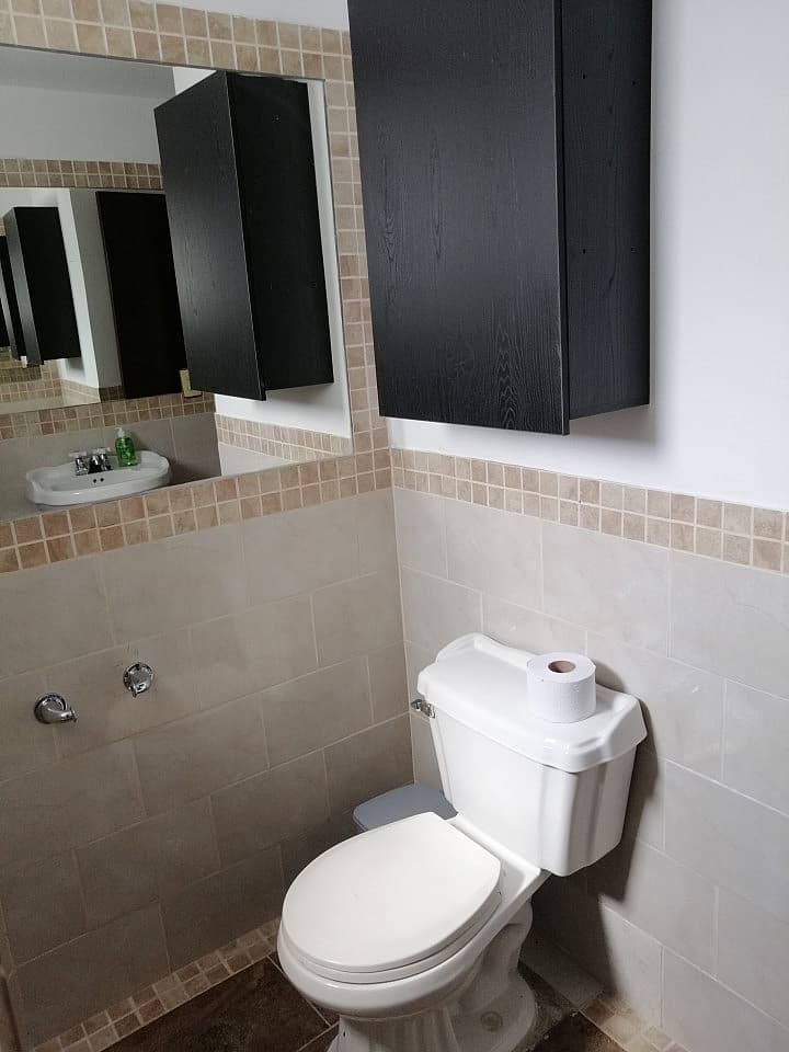  Private Bedroom With Private Bathroom Next Door, Medium Size 402-1  -  Cozy rooms in Laureles  - Gallery -  21