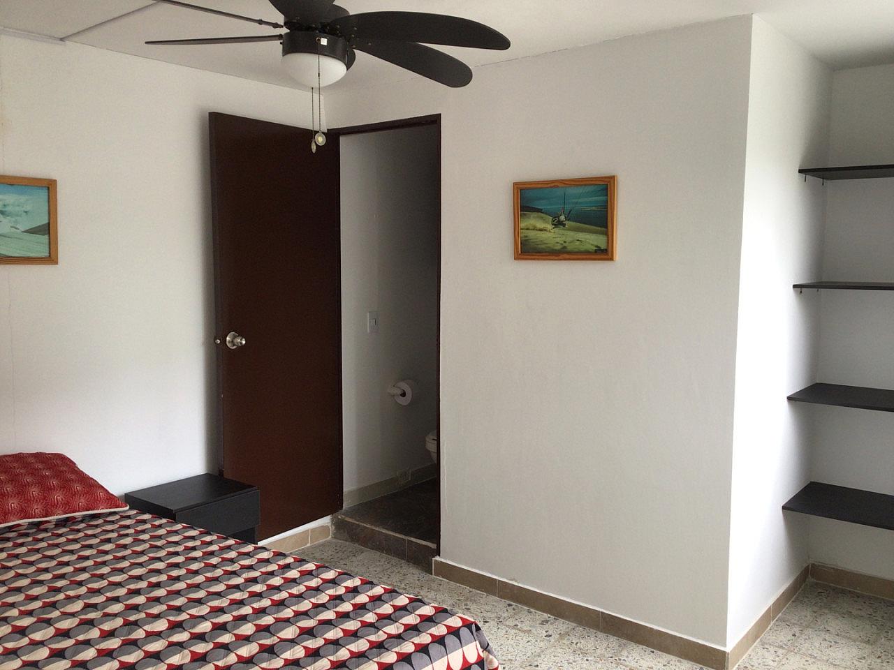  Private Bedroom Private Bathroom Inside, Medium Size 402-2  -  Cozy rooms in Laureles  - Gallery -  10