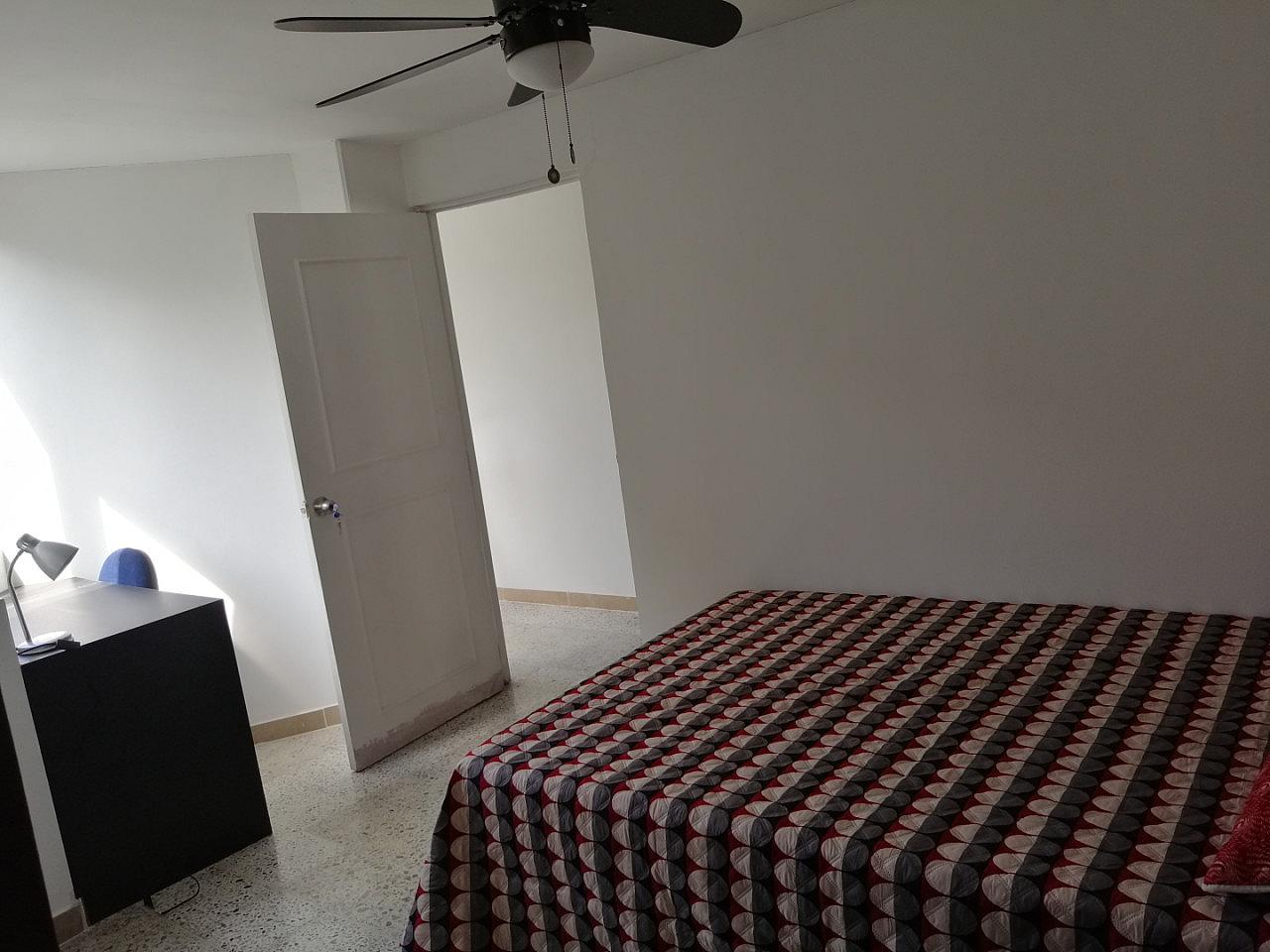  Private Bedroom Private Bathroom Inside, Medium Size 402-2  -  Cozy rooms in Laureles  - Gallery -  21