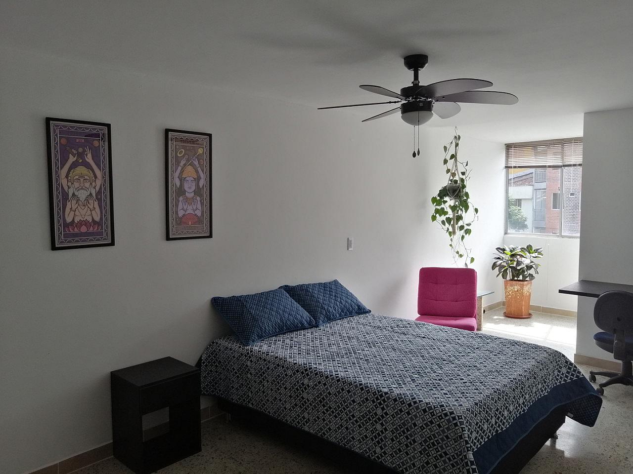  Private Master Bedroom Private Bahroom Walking Closet 402-4  -  Cozy rooms in Laureles  - Gallery -  18
