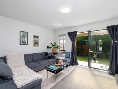 Nice home close to hills+shops - Gallery - 8